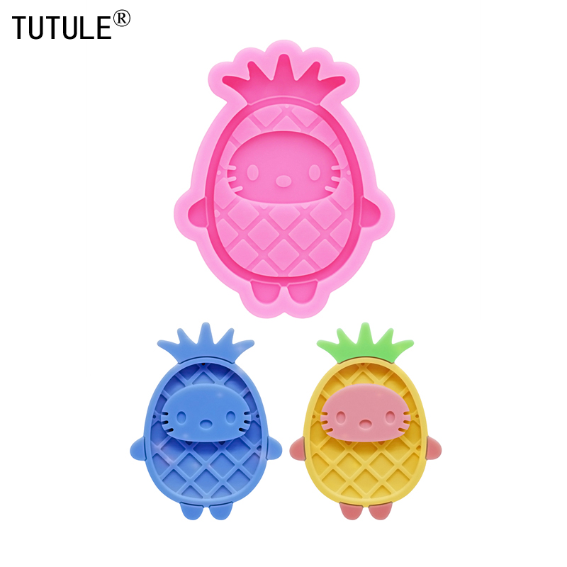 Model Kit Varnish - Parlak Ananas Şeklinde Anahtarlık Küpe Silikon
