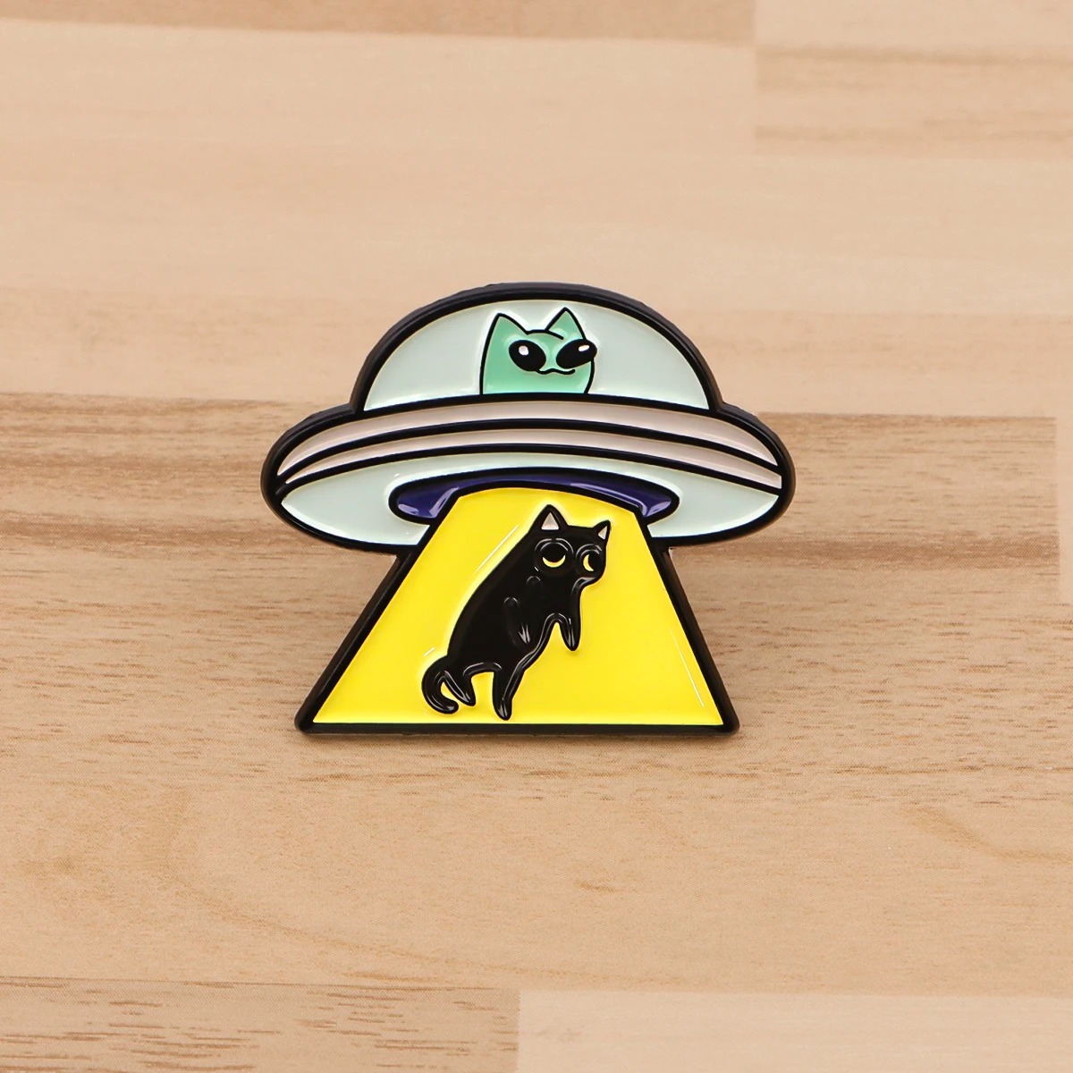 UFO Alien Emaye Pin Siyah Kedi - Model Kit Ufo incelemesi ve fiyatı